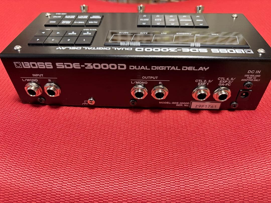 BOSS SDE-3000D デュアルデジタルディレイ