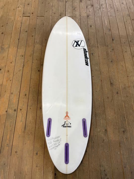【中古サーフボード】女性向け　サーフボード　大海シェイプ　5’7