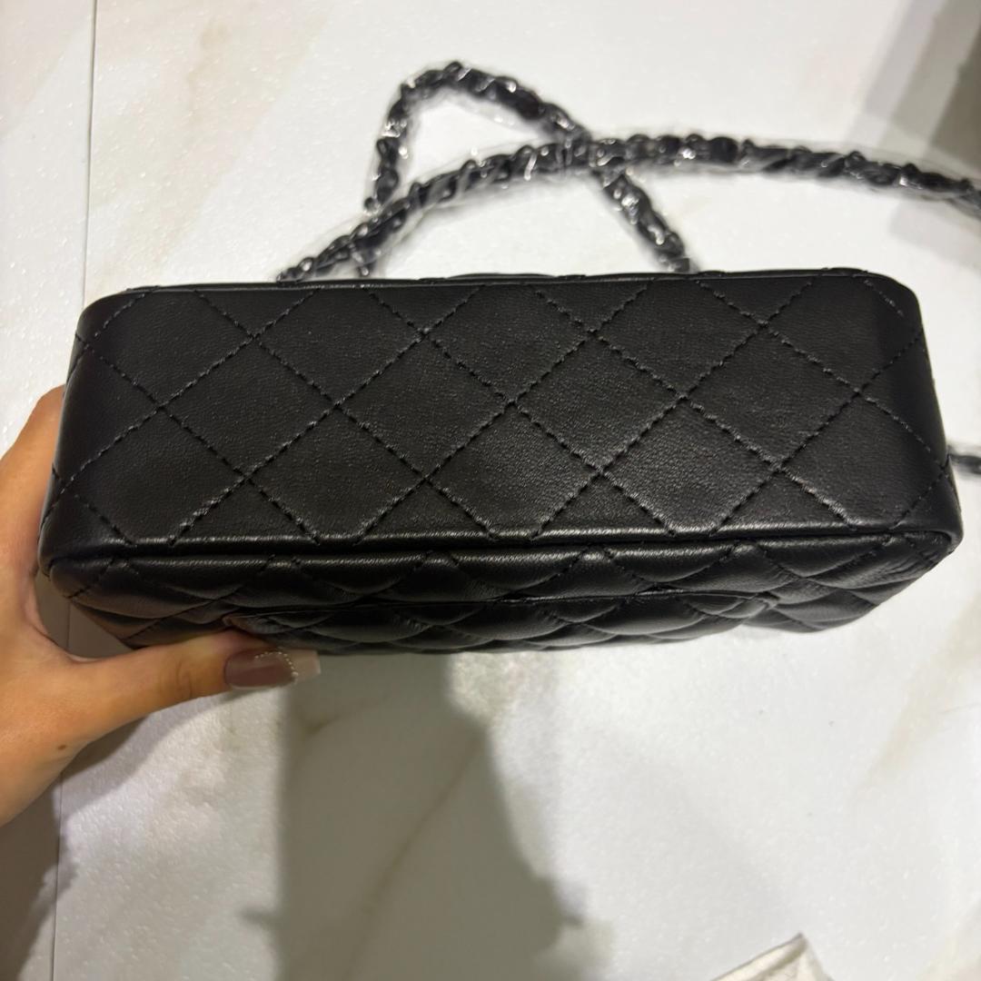 CHANEL ノベルティ ショルダー バック マトラッセ　マットブラック