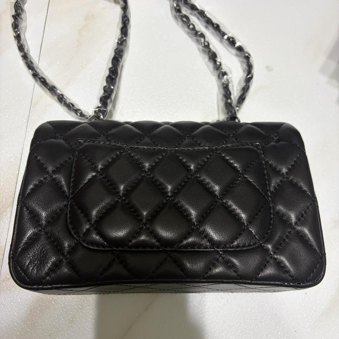 CHANEL ノベルティ ショルダー バック マトラッセ　マットブラック