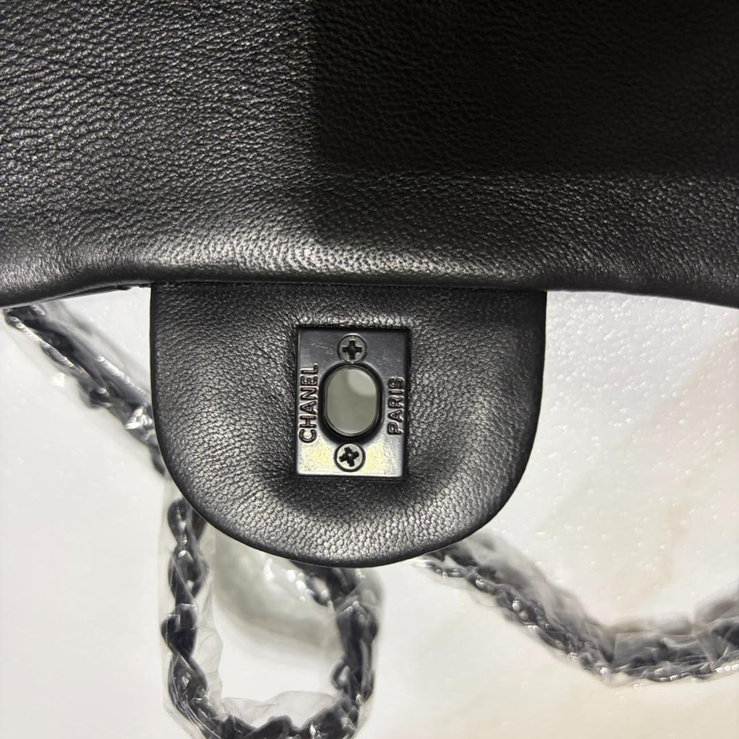CHANEL ノベルティ ショルダー バック マトラッセ　マットブラック