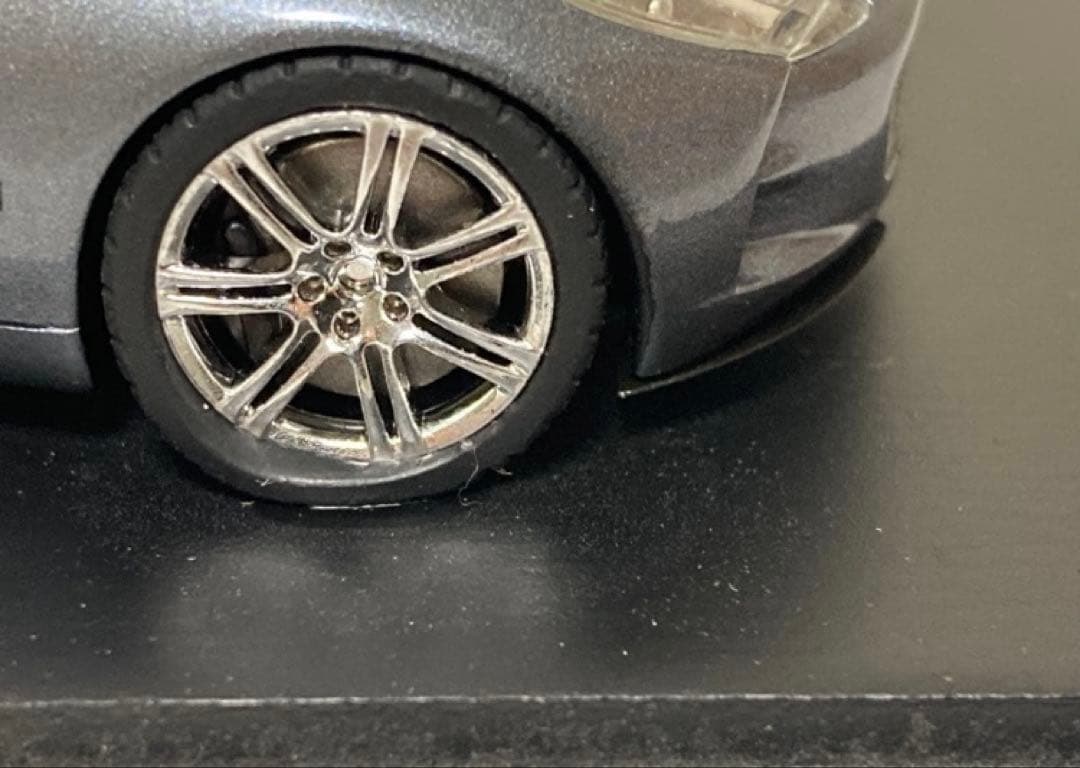 アストンマーティン one-77 スパーク製 1/43スケール