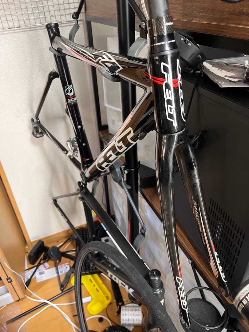 美品　Felt f4sl カーボンフレーム　新垣葵モデル