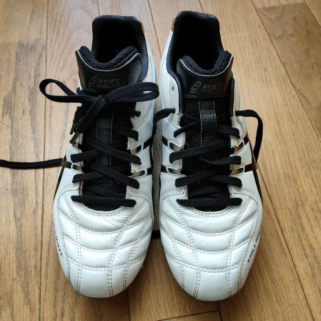 asics社製 DS LIGHT TSI724 サッカー・フットサル シューズ