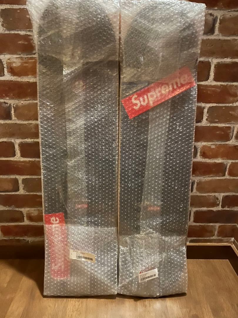 未開封 シュプリーム ディストーティド ロゴ スケートボード \"フォト\"