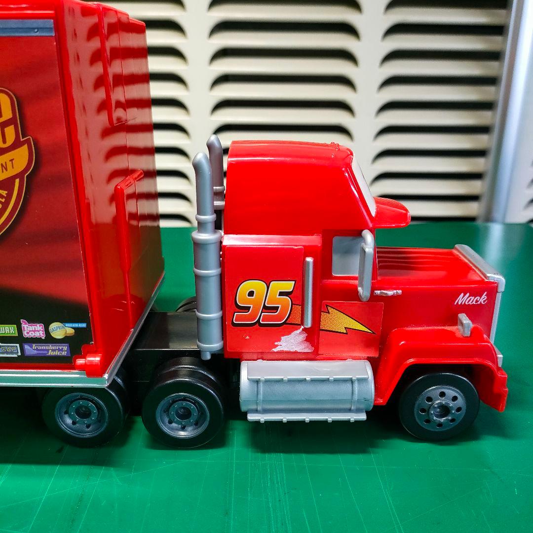 たくさんのせよう！大きなマック　トレーラー　カーズ　トミカ　タカラトミー　2
