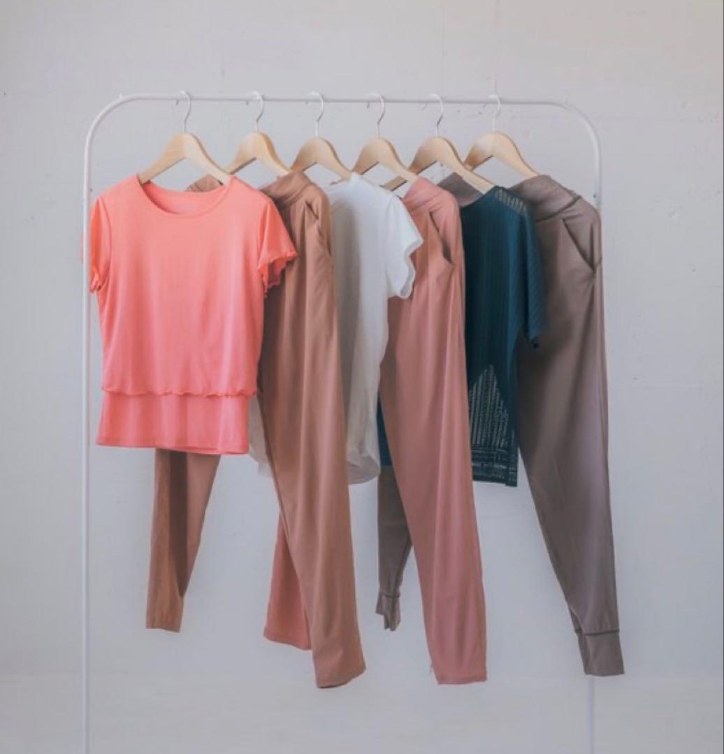 新品チャコット BALANCE★ストレッチパンツ M パステルチャコール