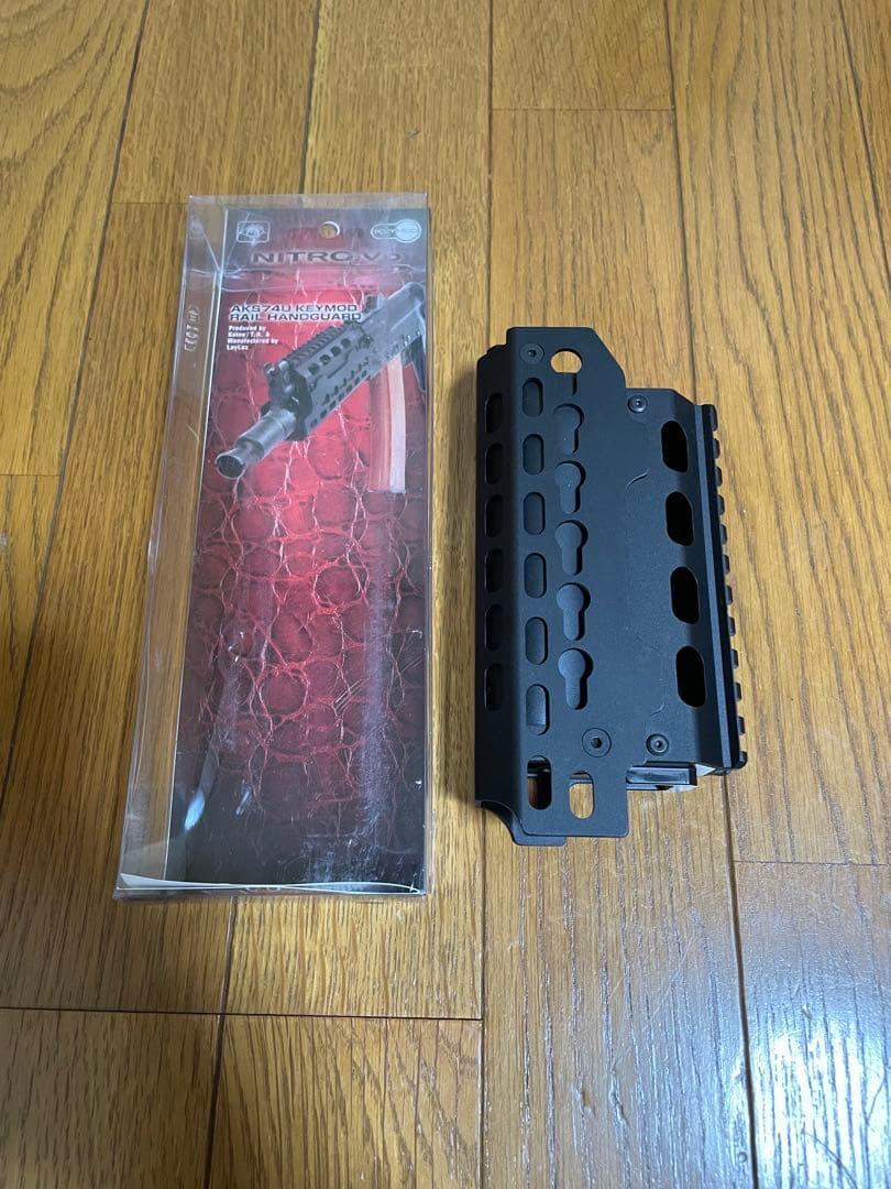東京マルイ　次世代電動ガン　LayLax ライラクス　AKS74U ハンドガード