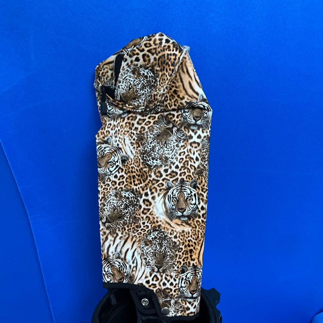 MEGA GOLF虎柄・キャディバッグ