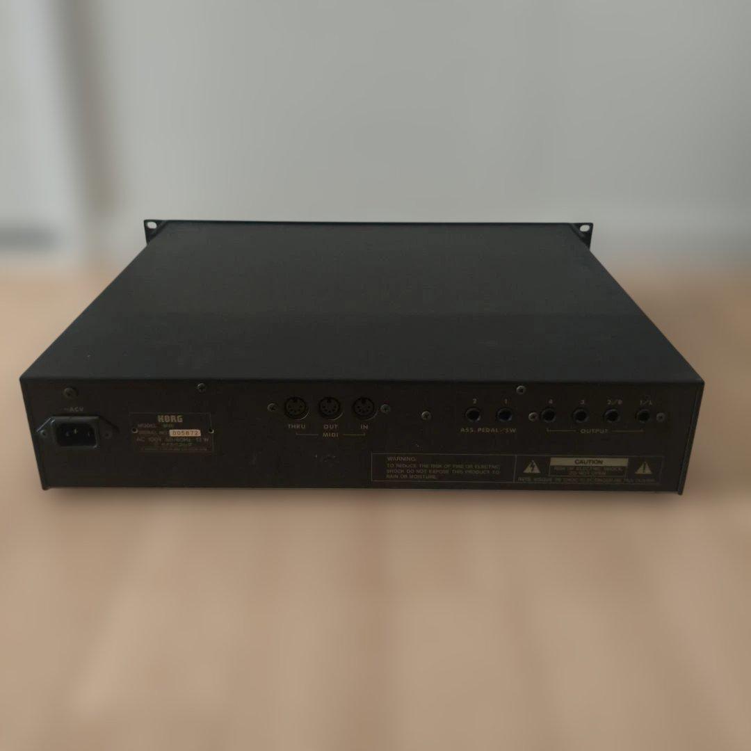 KORG M1R music workstation シンセサイザー
