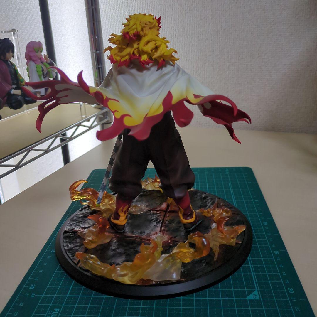 劇場版 鬼滅の刃 煉獄杏寿郎 1/8スケール　箱なし