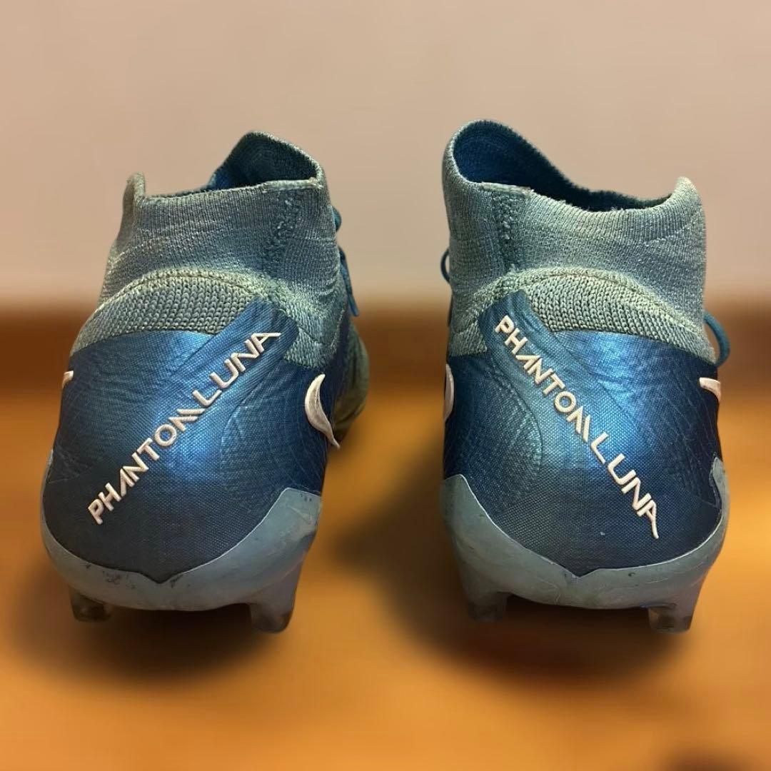 Nike Phantom Luna サッカーシューズ ブルー