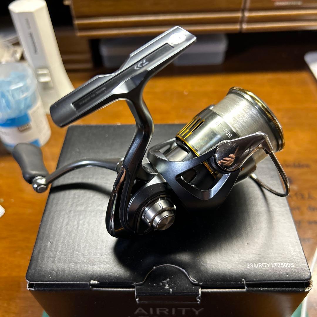 リール Daiwa 23 AIRITY LT2500S