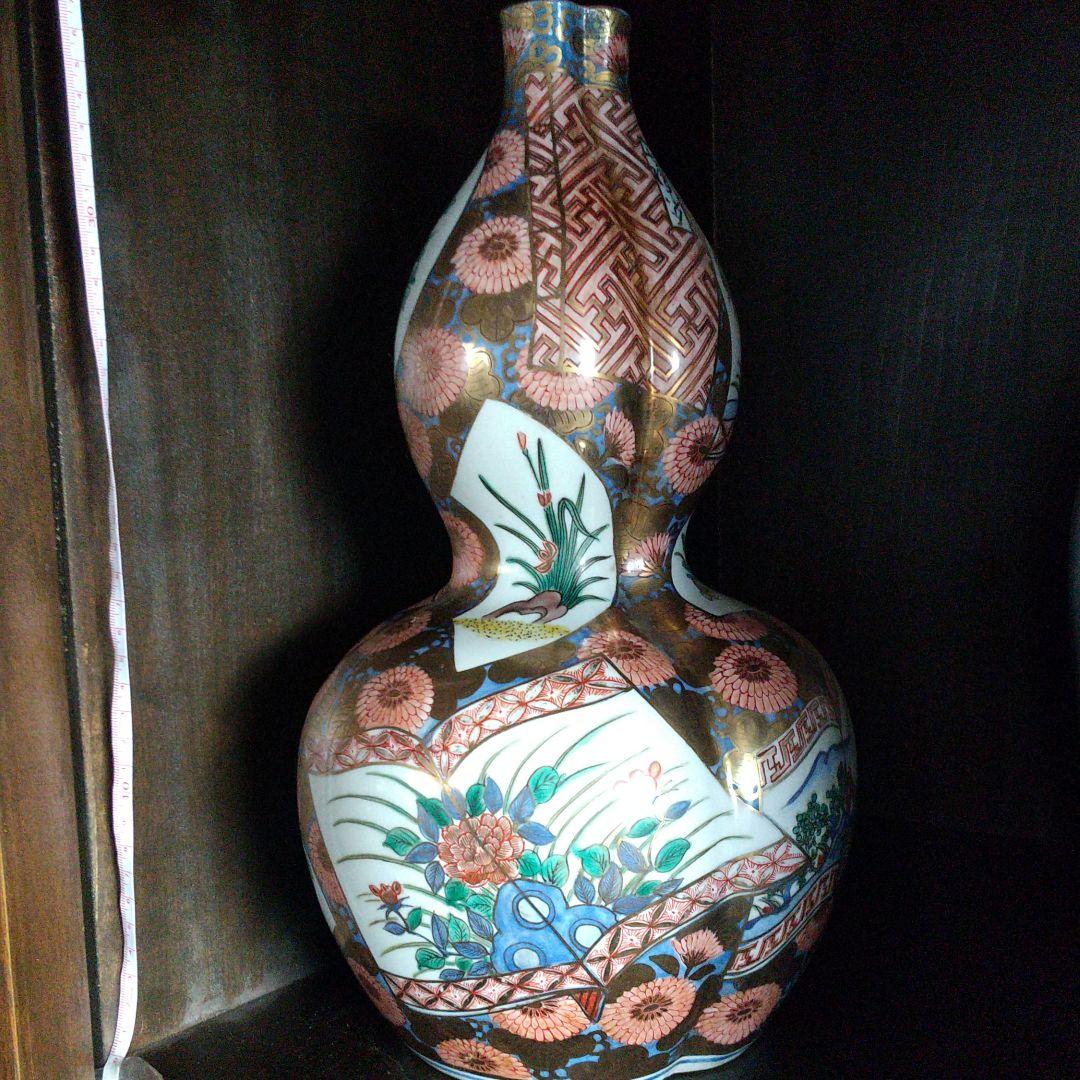 ひょうたん形の花瓶