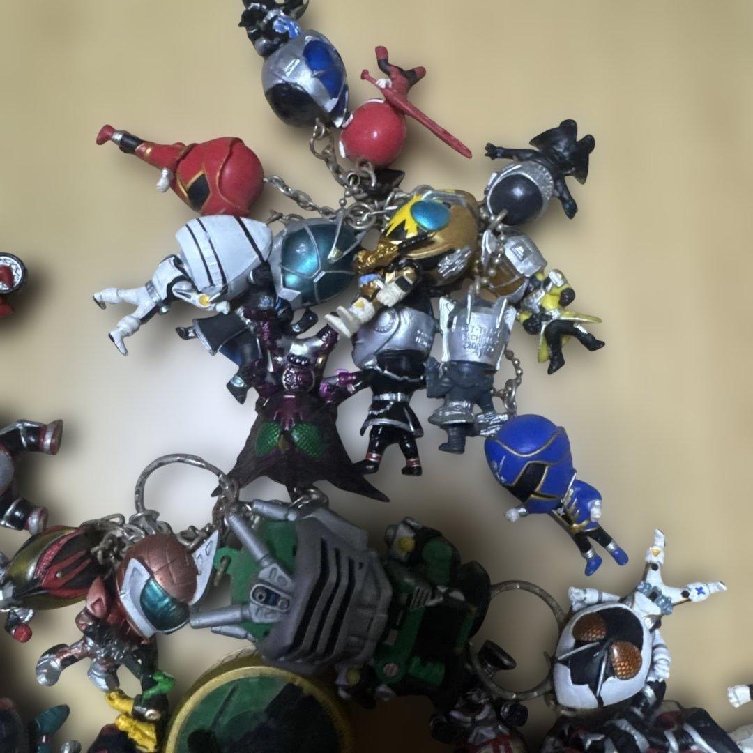 ジャンク 仮面ライダー スーパー戦隊、他 スイングキーホルダー