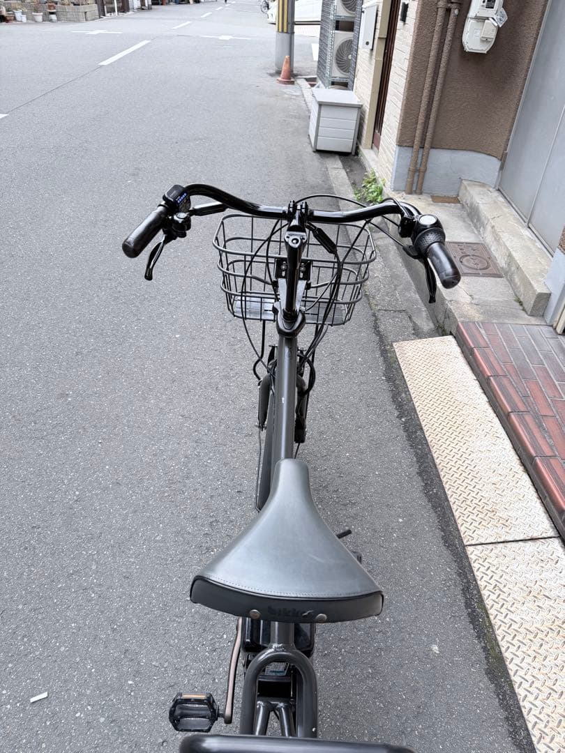大阪府　子供乗せ　ブリヂストン　電動アシスト自転車 チャイルドシート付き グレー