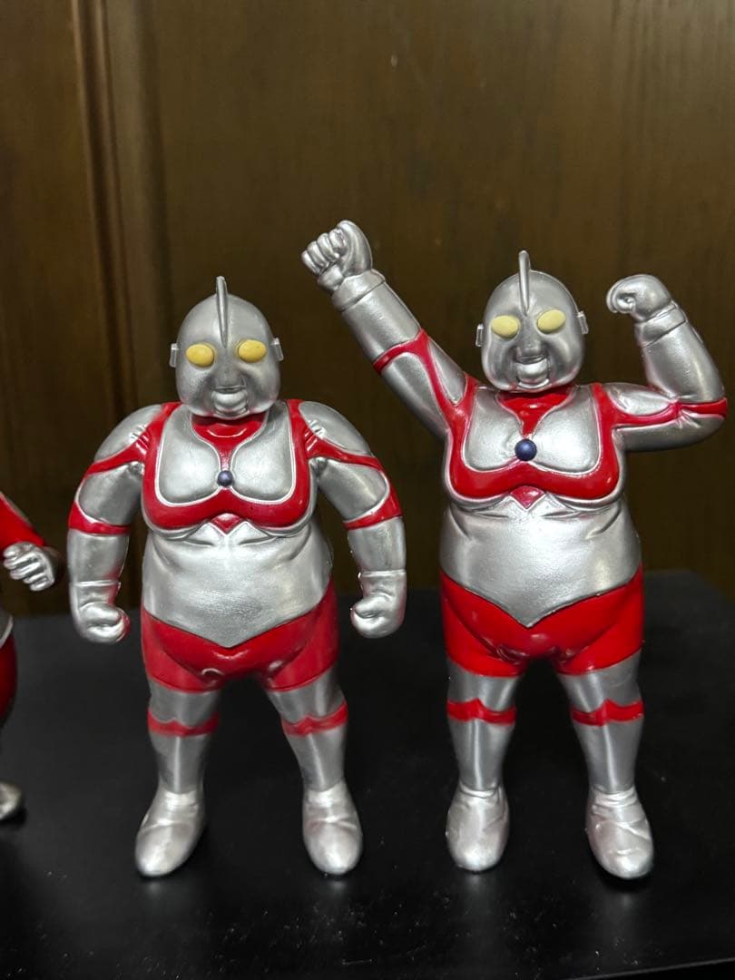 デブトラマン　フィギュア4種セット