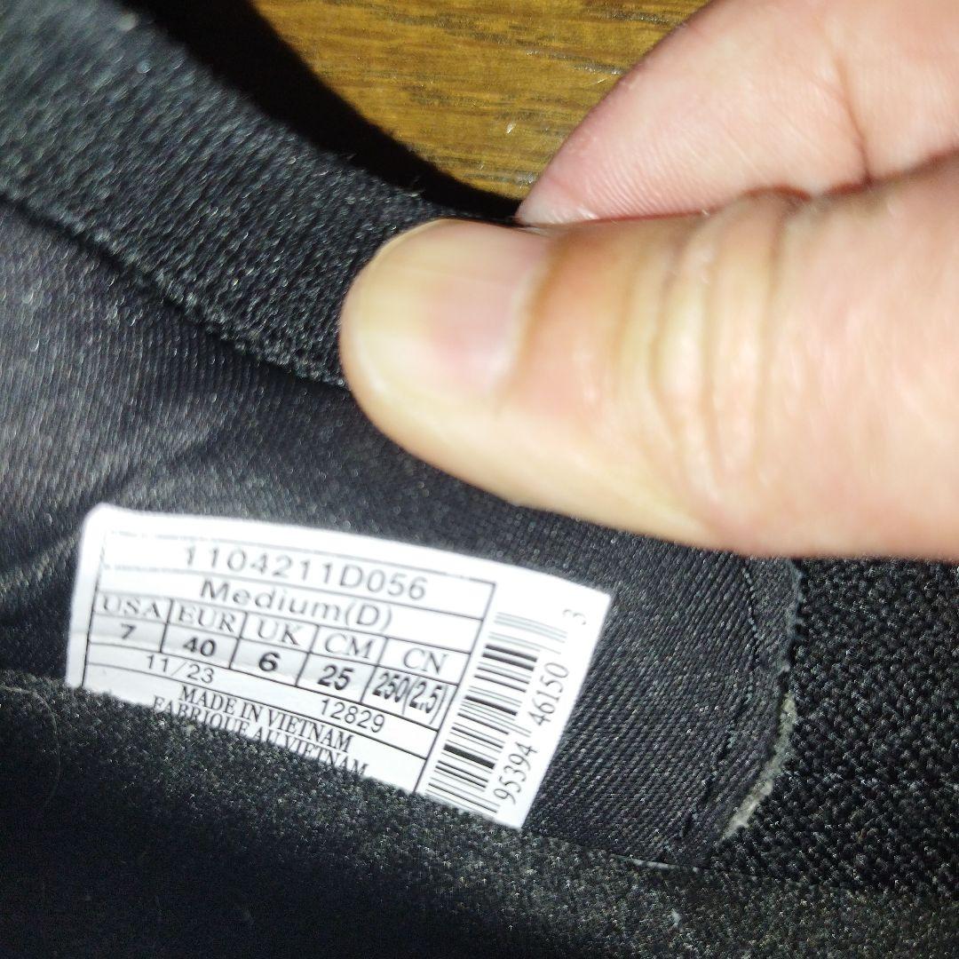 美品 Brooks ブルックス グリセリン 21 ステルスフィット 25.0cm
