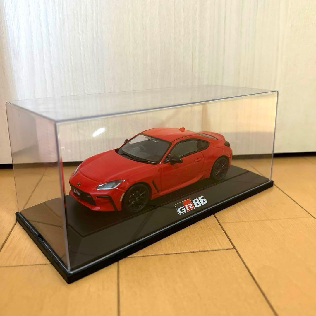 1/30 トヨタ GR86 ミニカー