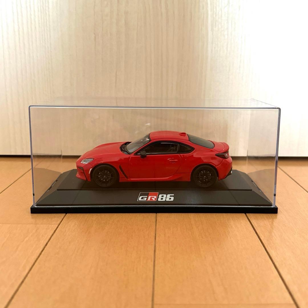 1/30 トヨタ GR86 ミニカー