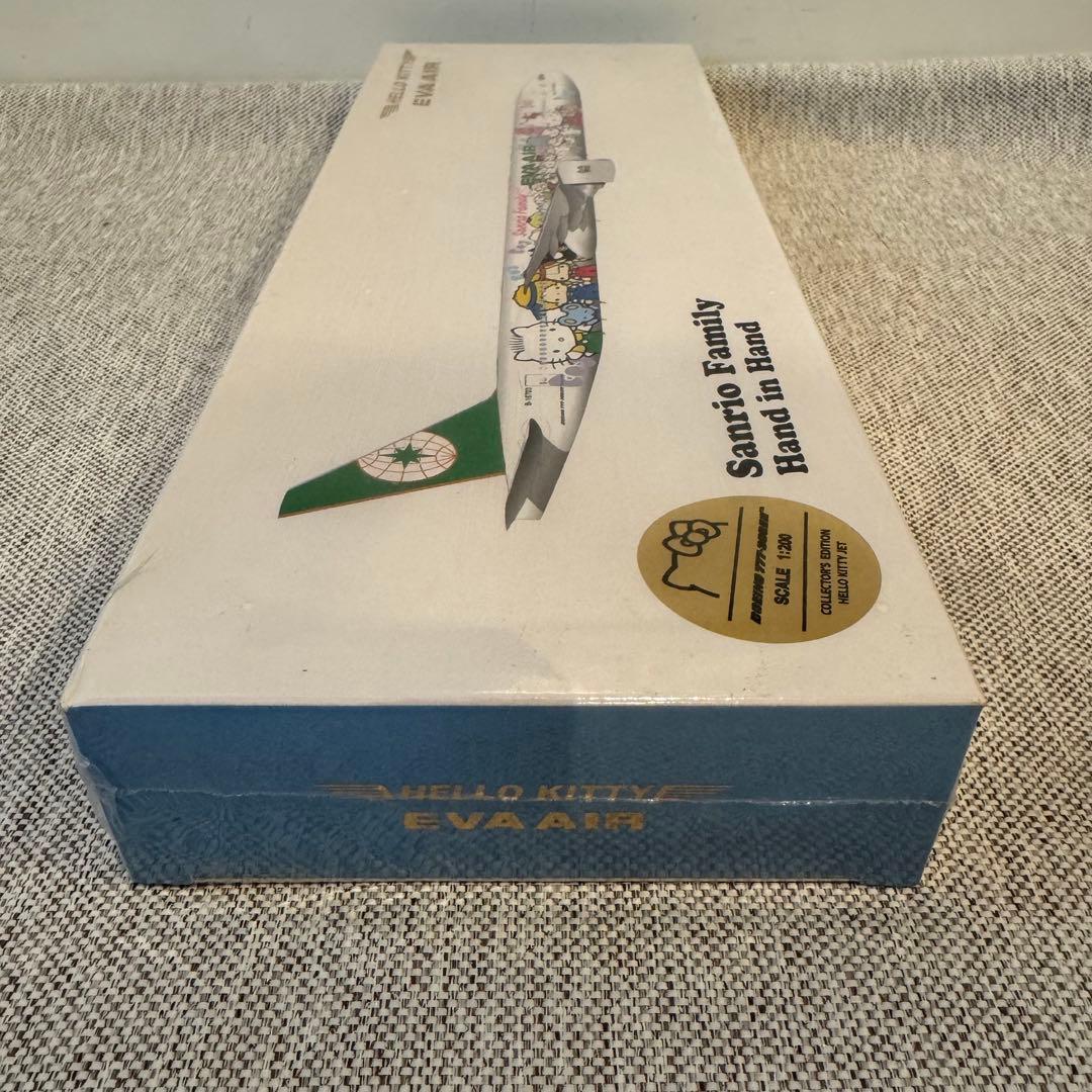 EVA AIR Hello Kitty エバー航空 HELLO KITTY