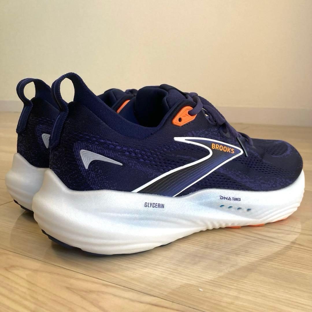 ✨定価25,300円／美品✨BROOKS Glycerin 22　高級シューズ