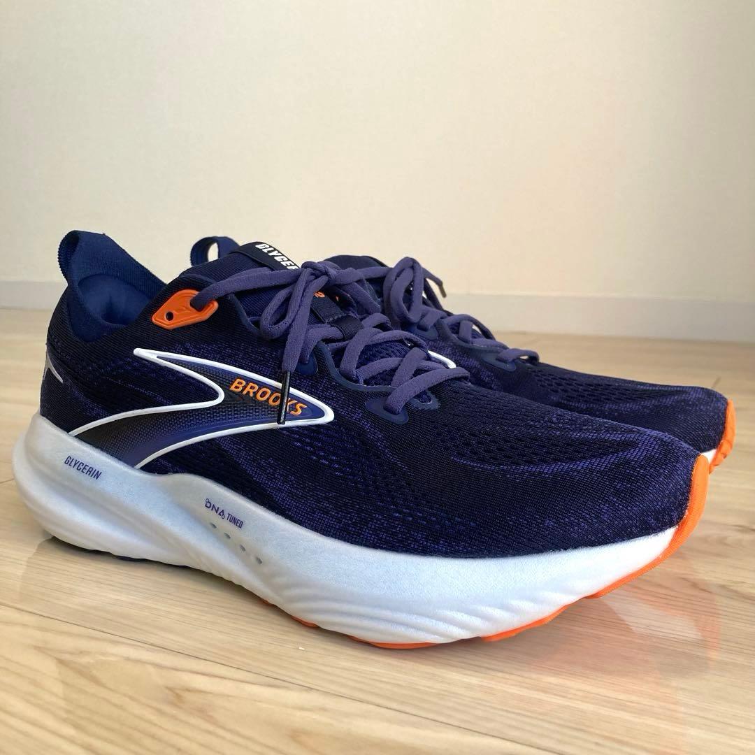 ✨定価25,300円／美品✨BROOKS Glycerin 22　高級シューズ