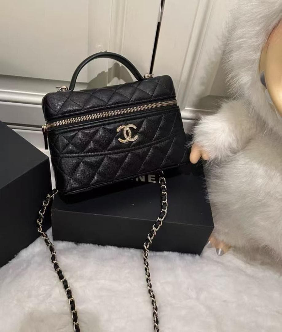 VIP❤非売品 限定 ブラック キルティングバッグ ~~~