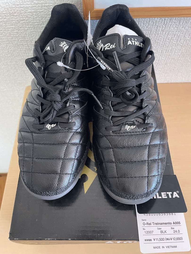 アスレタ サッカートレーニングシューズ ターフグラウンド用　24.0cm