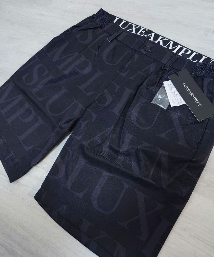 新品XLサイズ 総柄ゴルフパンツ リュクスエイケイエムプラス