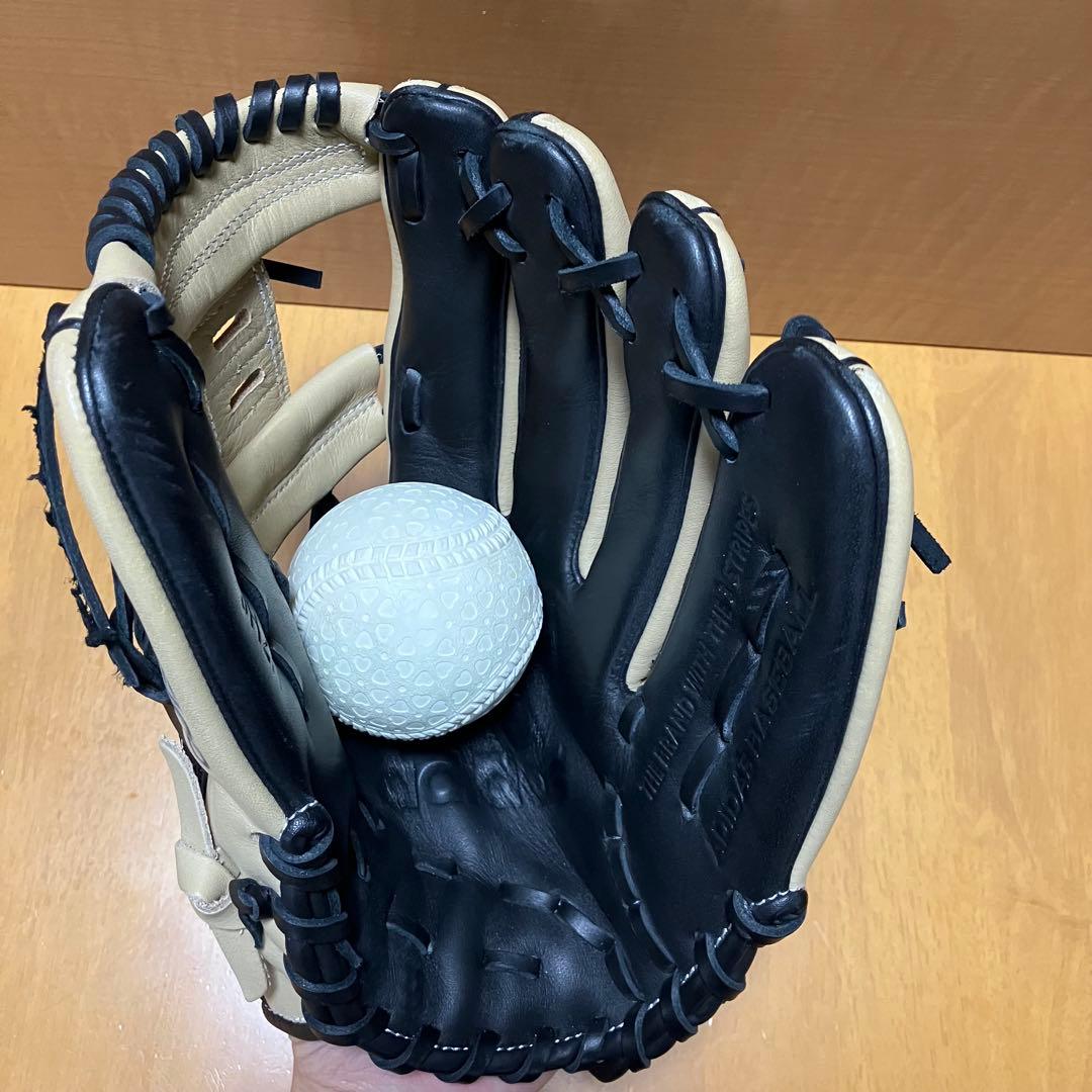 adidas グローブ　アディダス 野球　ブラック ベージュ　キャメル　グラブ
