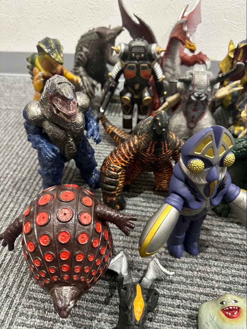 ウルトラマン怪獣シリーズ ソフビまとめ売り 引退品
