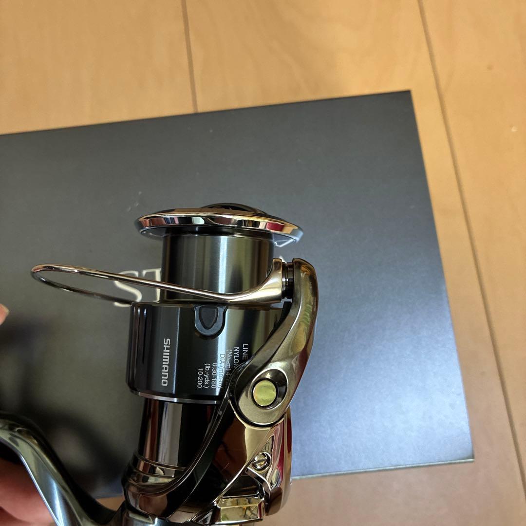 シマノ ステラ　STELLA 4000XG スピニングリール【金、土曜発送】