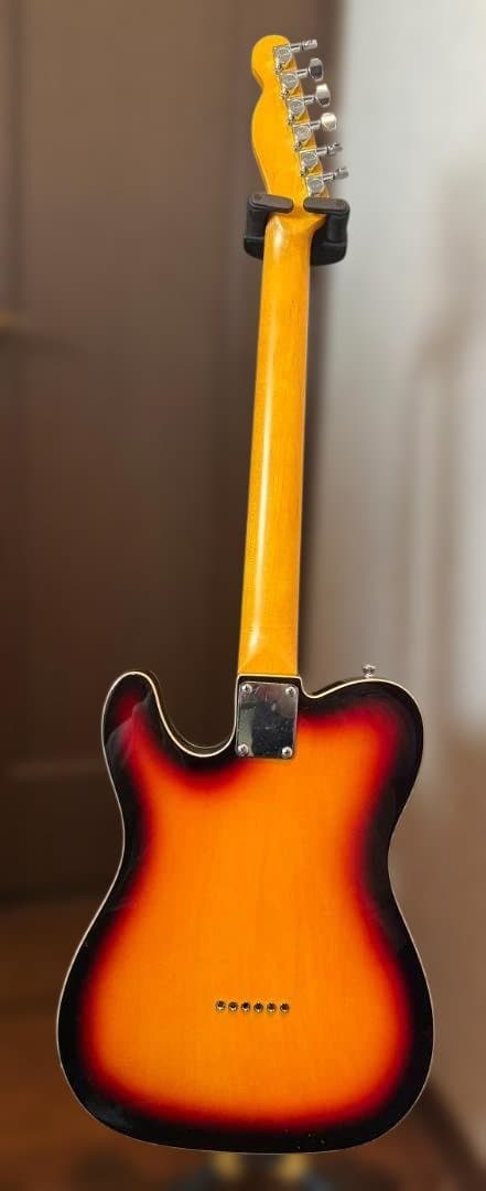 ギター Custom Telecaster With Bigsby \"F\" Stamp,