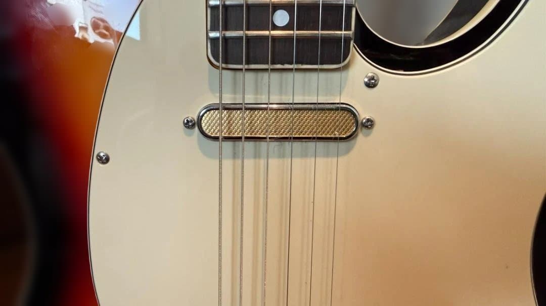 ギター Custom Telecaster With Bigsby \"F\" Stamp,