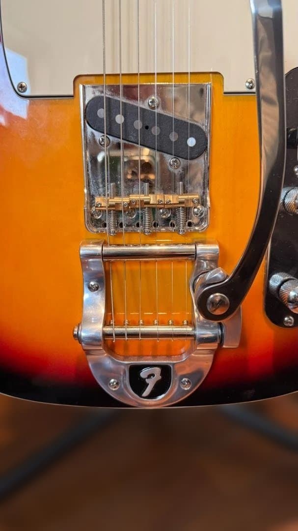 ギター Custom Telecaster With Bigsby \"F\" Stamp,