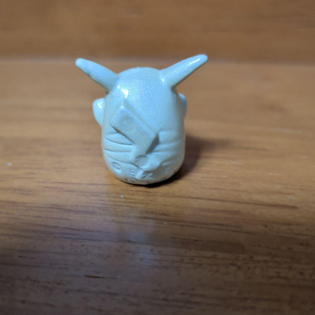 ポケットモンスター　メタルコレクション　ピカチュウ　箱付き
