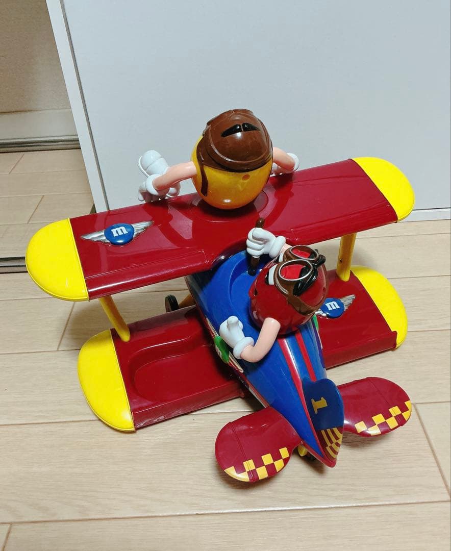M&M's 飛行機 フィギュア