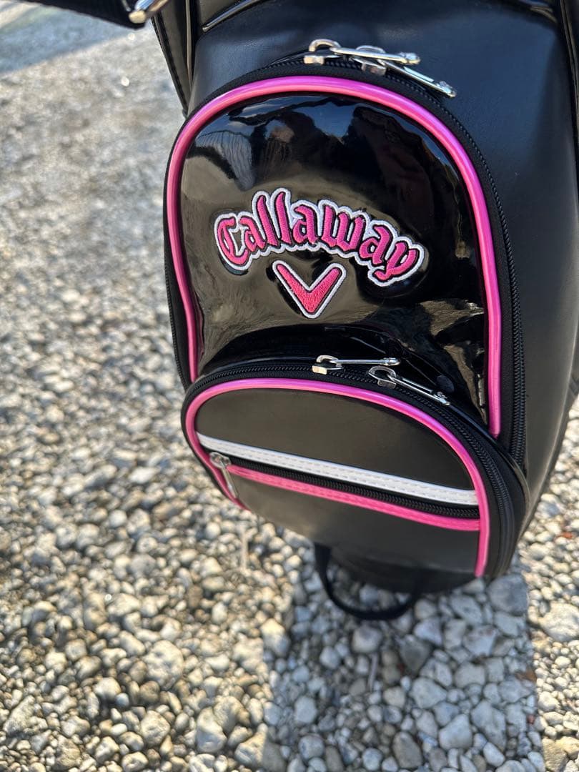 Callaway エナメル キャロウェイ キャディバッグ 黒/ピンク レディース