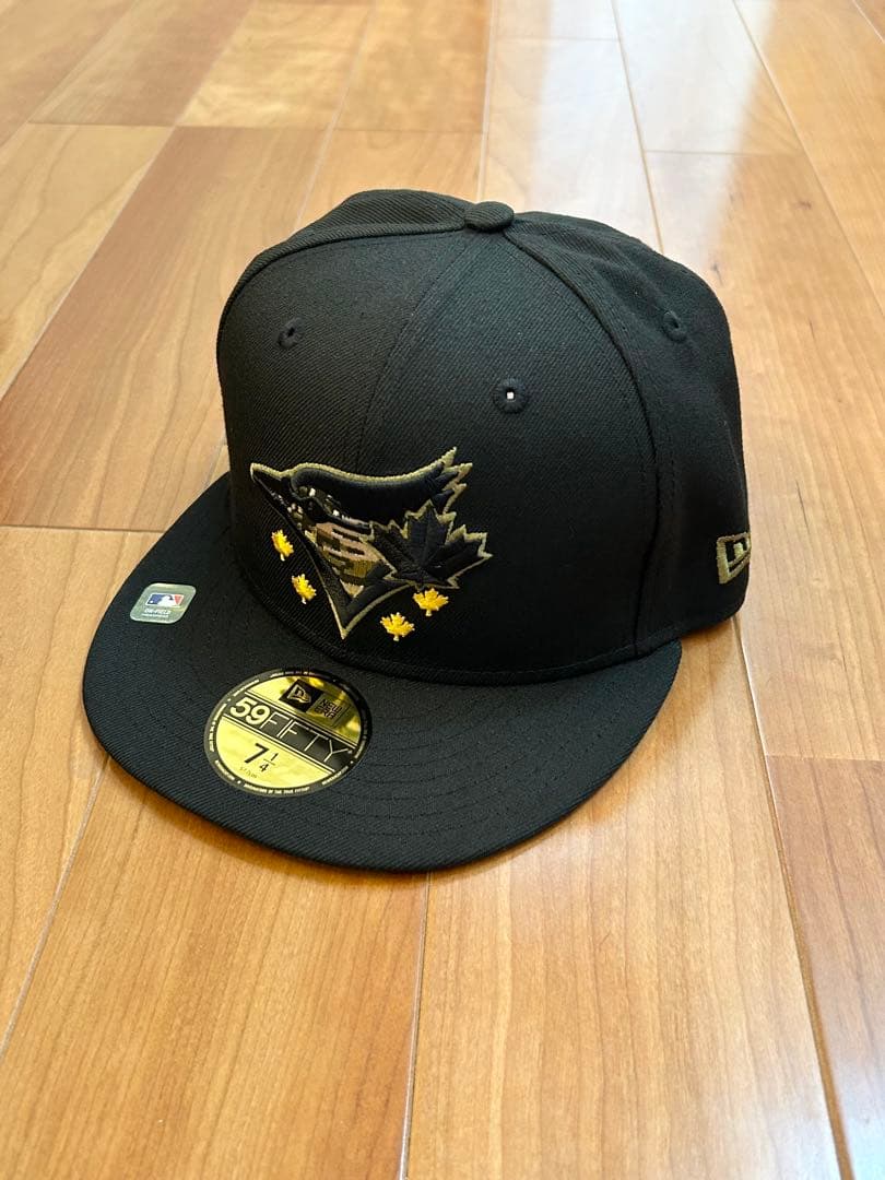 新品 ブルージェイズ ニューエラ59FIFTYキャップ 7 1/4 軍隊記念