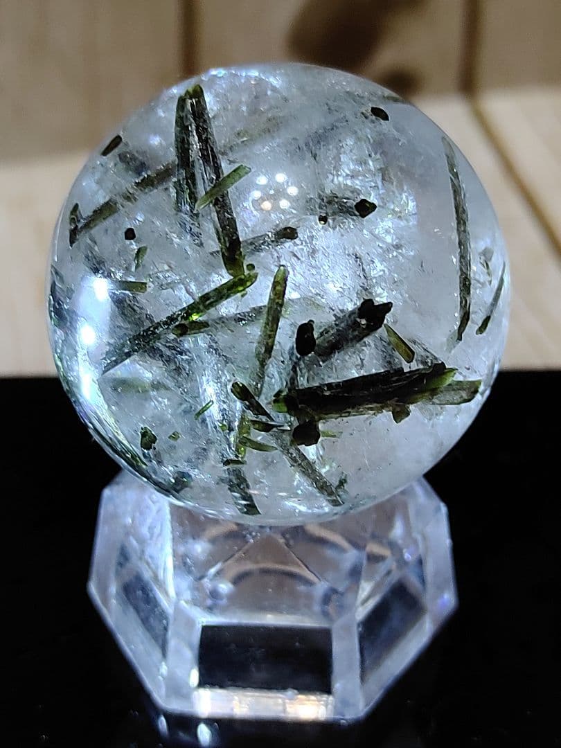 グリーントルマリンインクォーツ 36mm 丸玉 虹入り水晶
