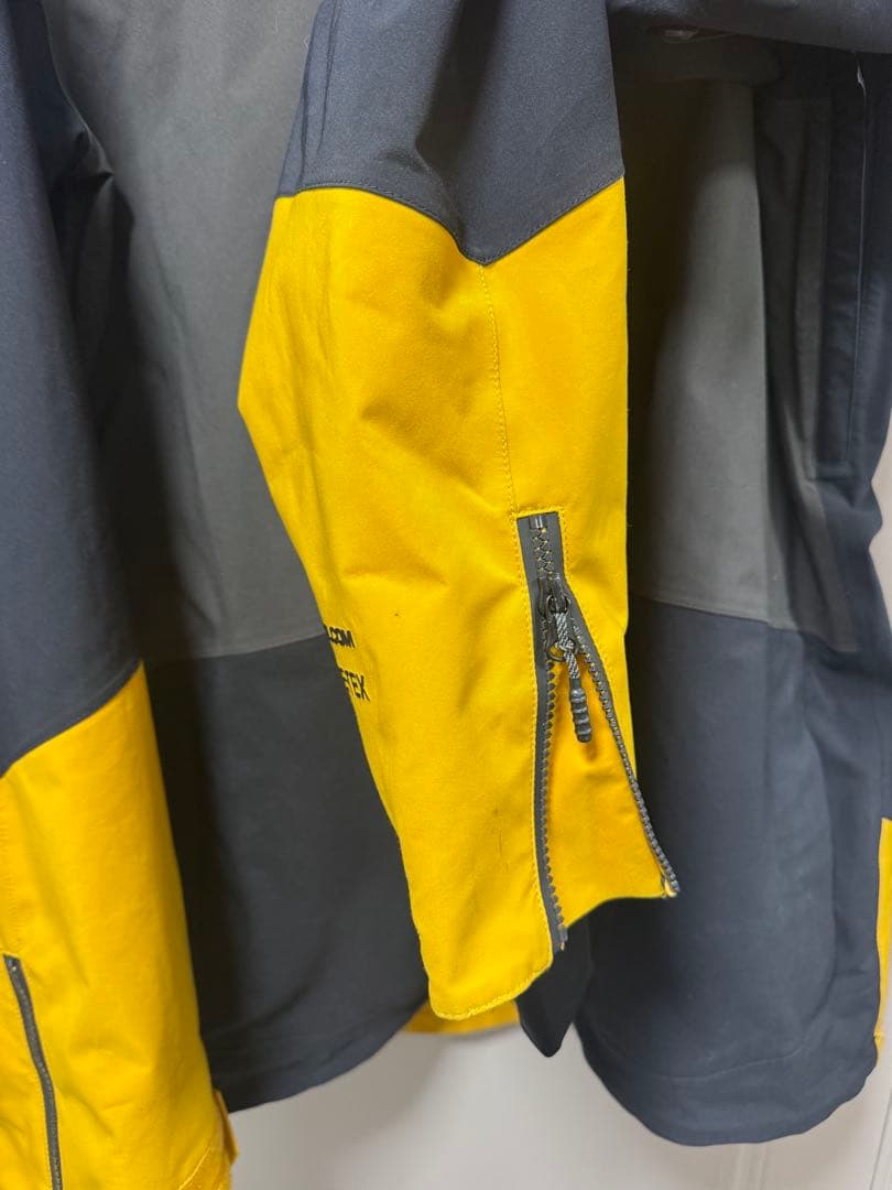 VOLCOM GORE-TEX スノーボードジャケット L