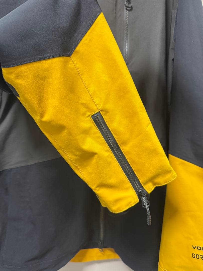 VOLCOM GORE-TEX スノーボードジャケット L