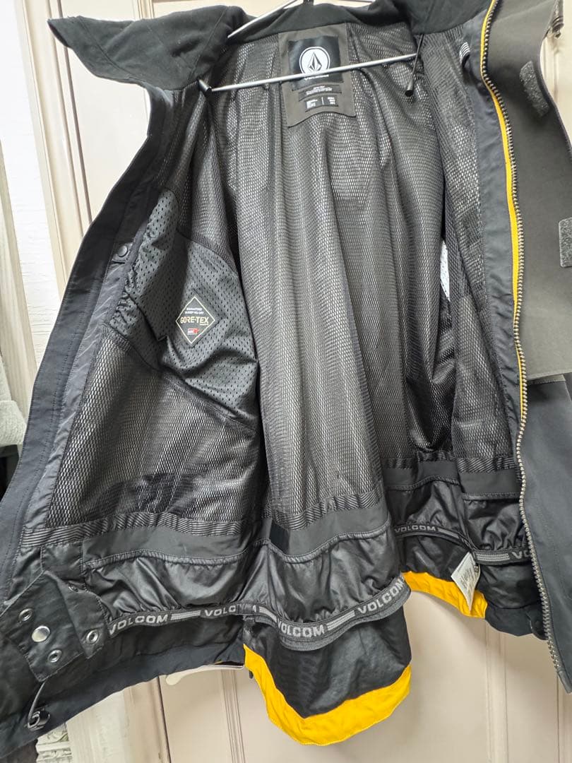 VOLCOM GORE-TEX スノーボードジャケット L