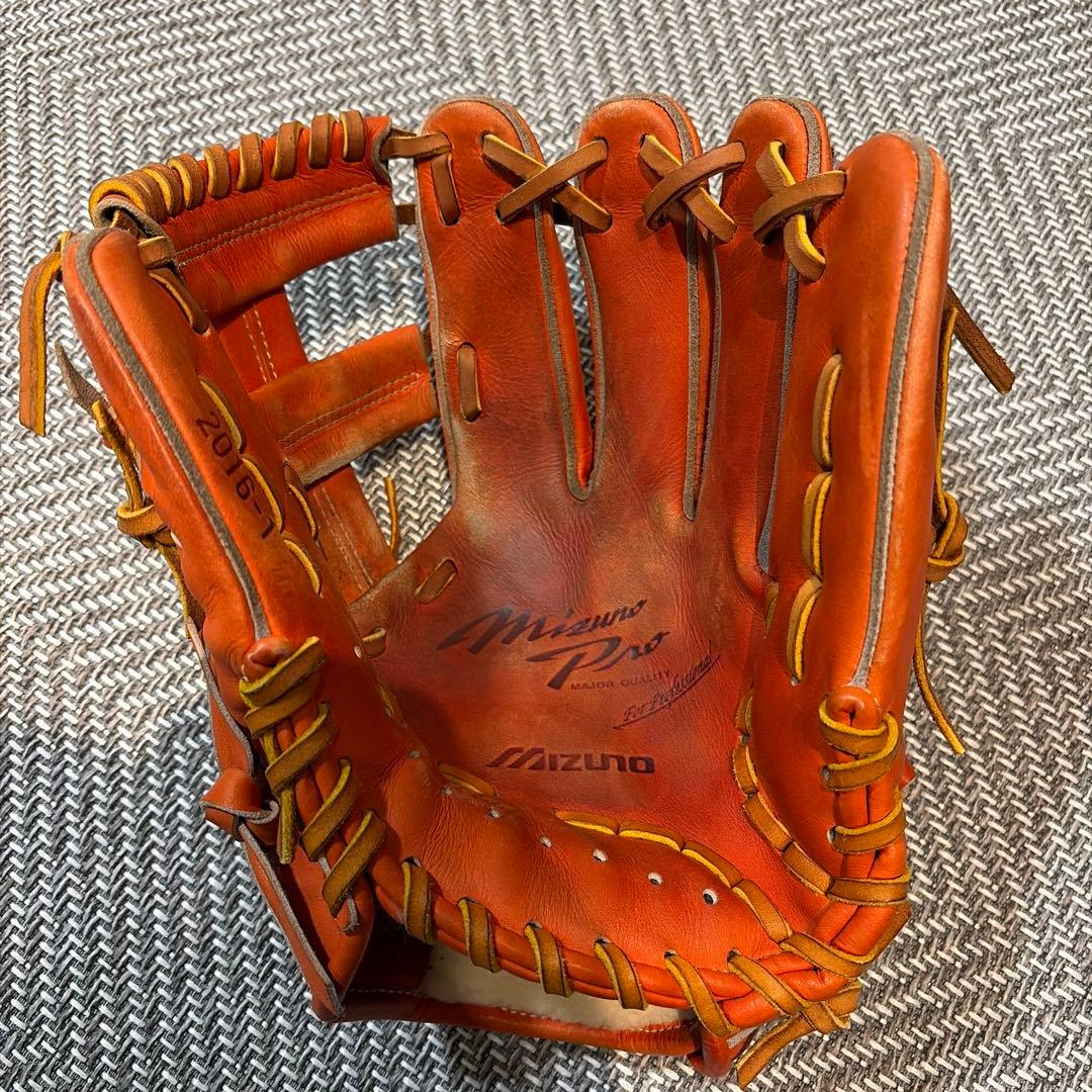 ミズノプロ　プロ支給品　硬式　グローブ　内野手　西野真弘