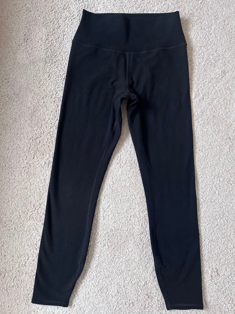 ALO SOFT HIGH-WAIST 7/8 レギンス【S】サイズ