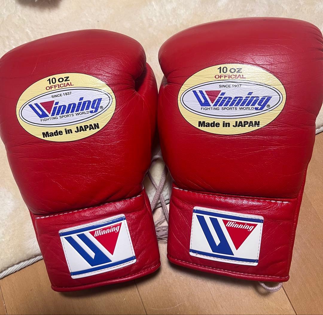 Winning ボクシンググローブ 10 oz 赤