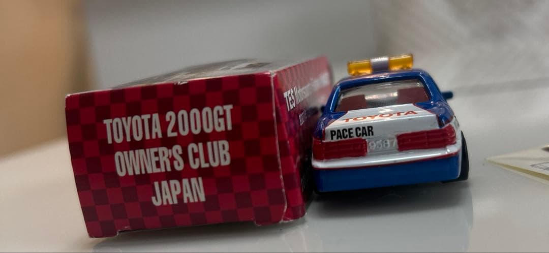 トミカトヨタセルシオペースカーです。富士1000キロレース耐久選手権。TES