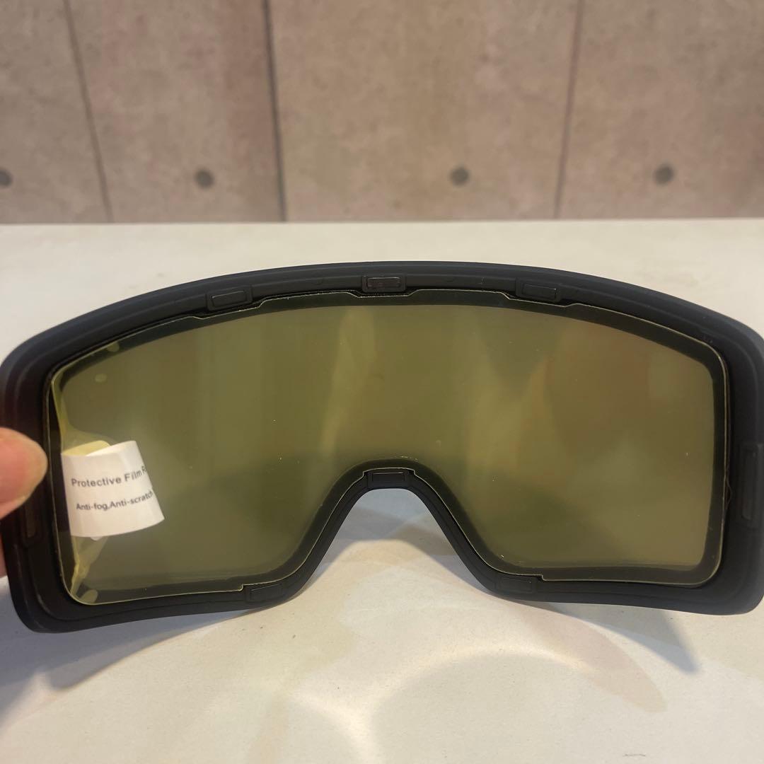 BLACKFLYS スノーゴーグル mirrorライトスモーク　マグネット　球体
