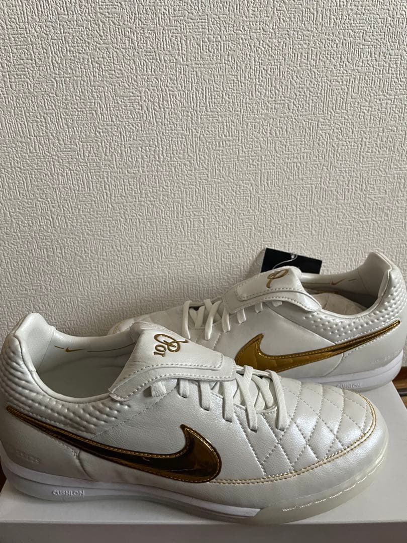 Ronaldinho × Nike Tiempo Legend 25.5cm